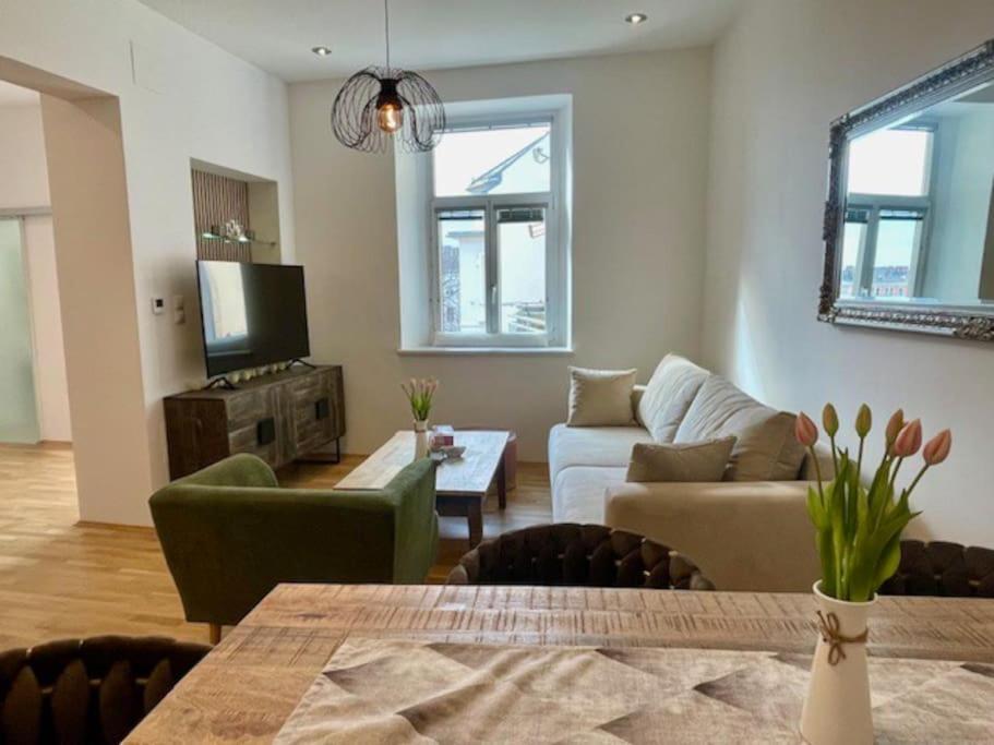 *Luxus In Der Grazer Innenstadt* ภายนอก รูปภาพ